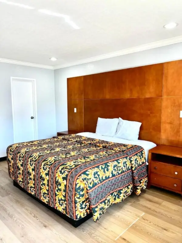 Aqua Inn Motel 6